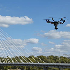 Bentley e Microsoft ajudam agências e departamentos de transportes a realizar inspeções utilizando drones e a tecnologia dos Gêmeos Digitais