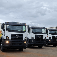 Volkswagen Caminhões e Ônibus entrega seis unidades da linha Constellation para a empresa Maré Fertilizantes