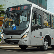 Mercedes-Benz do Brasil comemora os 50 anos de sua linha de chassis de ônibus OF com motor dianteiro