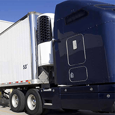 Venda de implementos rodoviários soma em abril 12,8 mil unidades