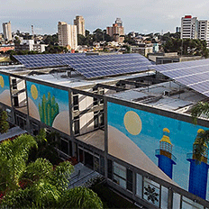 Curitiba adota energia solar fotovoltaica a prédios públicos 