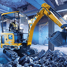 JCB apresenta sua miniescavadeira elétrica 19C-1E no Brasil