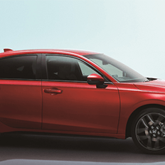 Honda apresenta a nova geração do Civic hatch oferecido somente com motorização híbrida