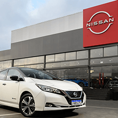 Nissan aumenta o tamanho da sua rede de concessionárias que vendem o modelo elétrico Leaf no Brasil