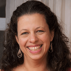 Daniella Pascarelli assume o cargo de supervisora de marketing da Monroe 