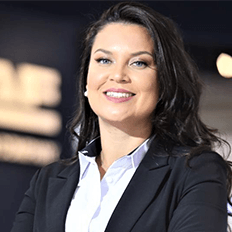 Rúbia Ribeiro deixa a gerência de marketing da DAF Caminhões do Brasil