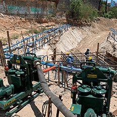 Motobombas viabilizam rebaixamento de lençol freático para obra de saneamento