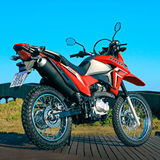 Venda de motos voltou a crescer em novembro e soma 106,5 mil unidades 