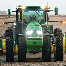 John Deere mostra seu primeiro trator autônomo