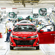 Produção de veículos da Toyota cresceu 48% em 2021 