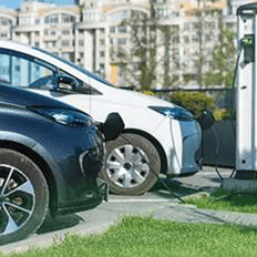 Carros elétricos e híbridos ganham adeptos por reduzir e eliminar a emissão de gases poluentes 