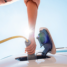 Great Wall implementa rede com 100 pontos de recarga para veículos elétricos e híbridos  