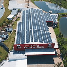 SolarVolt Energia afirma que a instalação de projetos fotovoltaicos possui diversos benefícios para o setor