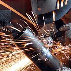 Vendas da indústria brasileira de máquinas e equipamentos totalizaram em fevereiro R$ 21,8 bilhões