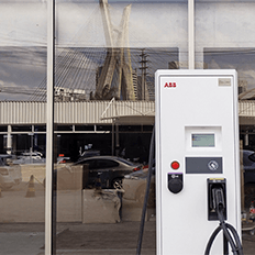 GreenV implementa rede de recarga de veículos elétricos 