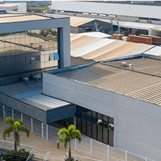 BYD inaugura uma nova linha de produção de módulos fotovoltaicos no país