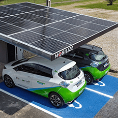 Renault constrói garagem fotovoltaica