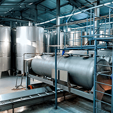 Limpeza industrial é importante para a conservação de equipamentos 