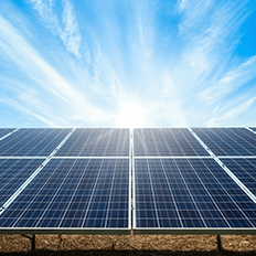 Painéis solares estão em alta entre as empresas