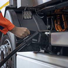 Daimler Truck aumenta cerca de 10% a sua participação acionária na Manz