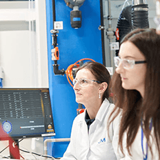 Johnson Matthey vende parte de sua divisão de materiais para baterias para o EV Metals Group