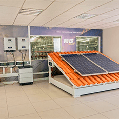 NHS lança o primeiro inversor híbrido