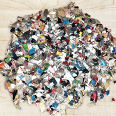 Por que a recuperação de plásticos pretos é importante?