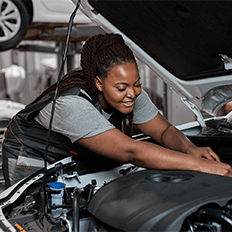 Mercado de cursos de qualificação no setor de mecânica automotiva