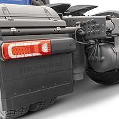 Mercedes-Benz apresenta a sua gama de motores diesel Euro 6