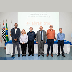 Membros da diretoria da Abrafiltros tomam posse