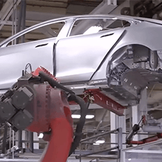 Tesla realizará um investimento bilionário para ampliar sua fábrica de baterias