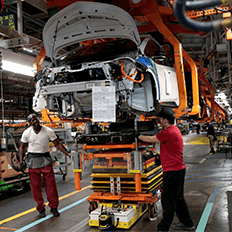 Indústria cresce em nove estados 