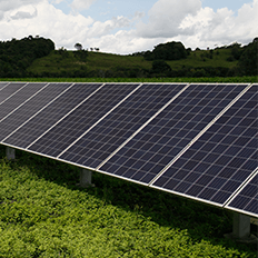 Novos projetos de geração de energia fotovoltaica são taxados pelo uso da rede de distribuição 