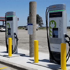 Fabricantes e operadoras de carregadores de veículos elétricos vão diminuir a produção 