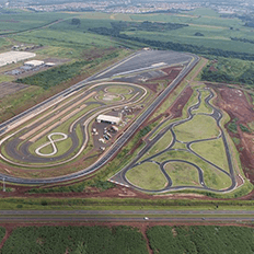 Mercedes-Benz e a Robert Bosch América Latina finalizaram o Centro de Testes Veiculares de Iracemápolis 