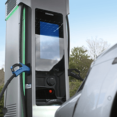 Siemens amplia sua oferta de carregadores elétricos e anuncia a chegada de dois novos lançamentos 