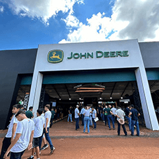 John Deere estará presente na Agrishow 2023  