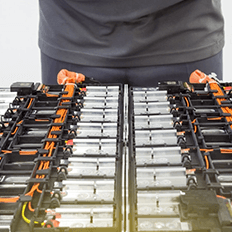 Ausência de regulamentação para a logística reversa de baterias de carros elétricos representa risco ambiental  