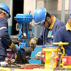 Indústria brasileira de máquinas e equipamentos registrou uma receita líquida de R$ 24,9 bilhões