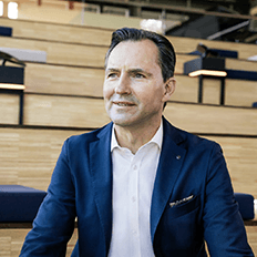 Volkswagen segue mergulhada no tema corte de custos