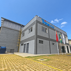 Brasil conta com uma fábrica própria de trackers da Trina Tracker 