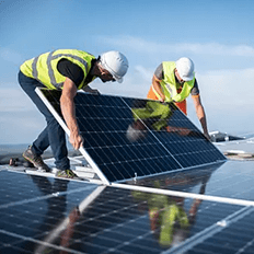 Energia solar oferece uma série de benefícios em comparação às outras fontes de energia tradicionais