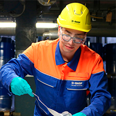 BASF acaba de lançar as primeiras ofertas de equilíbrio de biomassa do setor de aditivos para plásticos