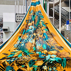 Indústria têxtil economiza R$ 1,7 milhão e evita a emissão de 13.500 toneladas de carbono 