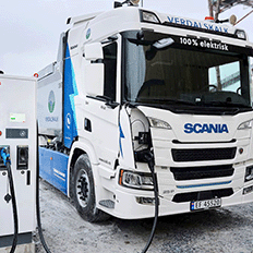 ABB E-mobility assina acordo-quadro global com a Scania