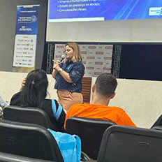 Evento do Sindirepa-SP teve como um dos enfoques veículos eletrificados 