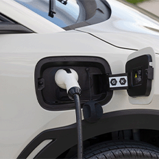 Vendas de veículos importados retomaram o ritmo de crescimento no embalo dos eletrificados