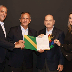 Fenasucro & Agrocana empossa o empresário Carlos Ubiratan Garms como presidente de honra