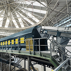STADLER projetou e construiu uma planta de triagem de embalagens leves de última geração