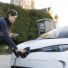 Vendas globais de veículos elétricos e híbridos plug-in aumentaram 21% em julho